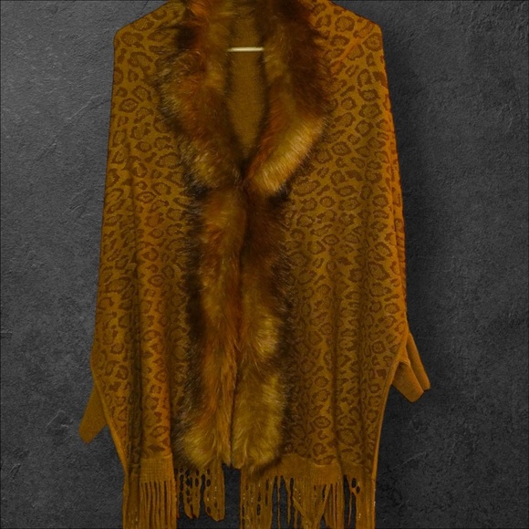 Faux Leopard Print Shawl with Faux Fur Trim & Fringe - Picture 2 of 3